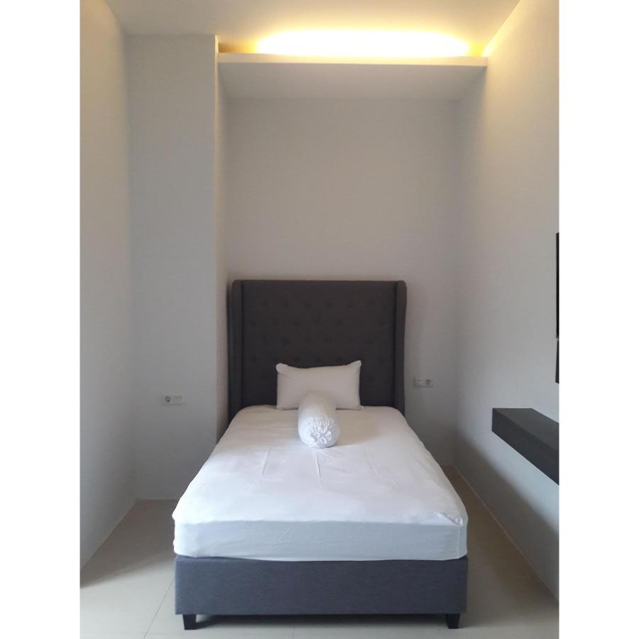 Azalia Residence Palembang Buitenkant foto